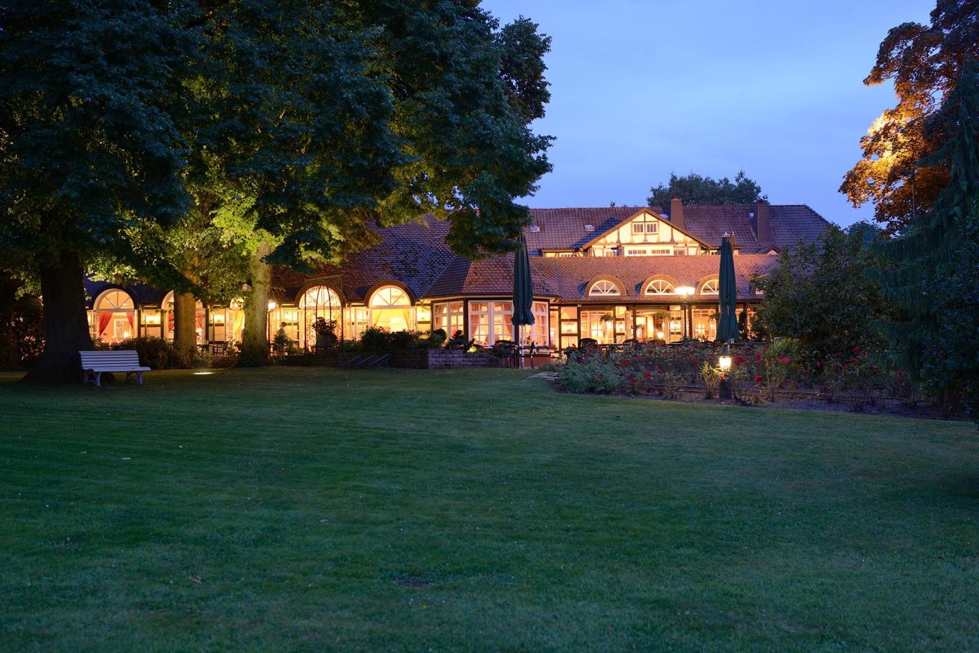 Romantik Hotel Boesehof Bad Bederkesa Exterior foto